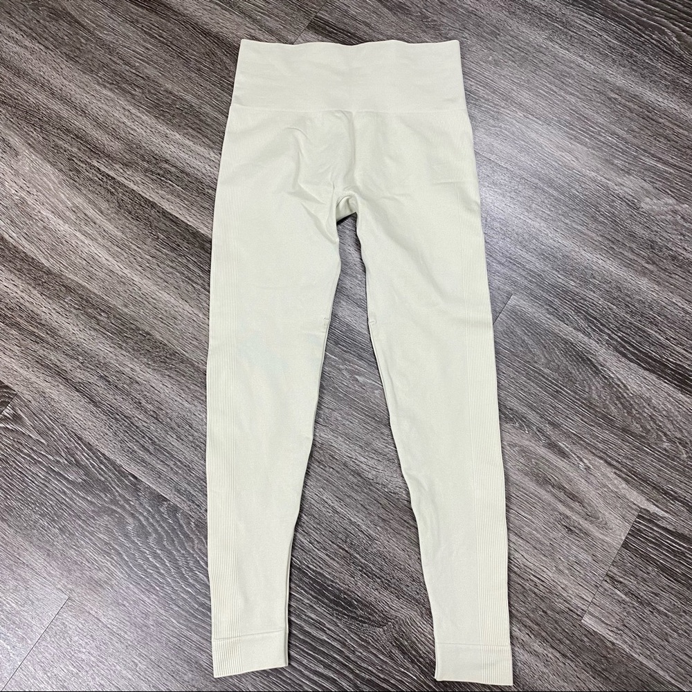 SETactive | Beige Full Length Leggings Sz M